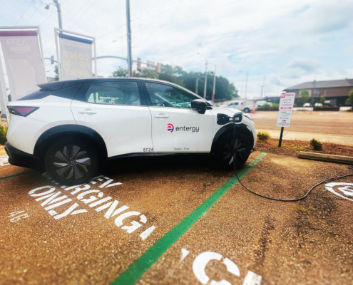 Electric car charging in Jackson, AV在线无码免费A片